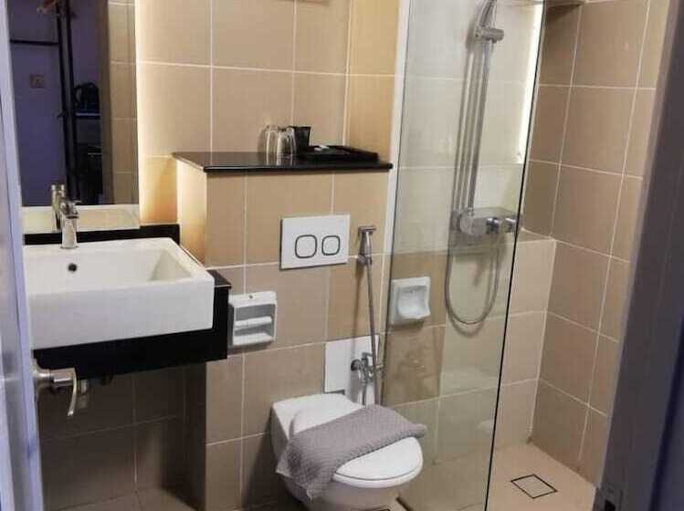 בית מלון כפרי Tunas Resort Port Dickson