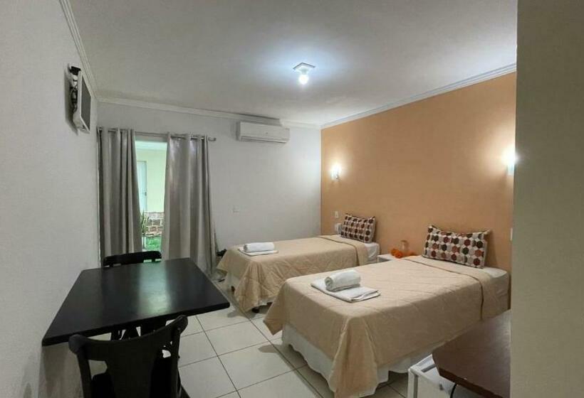 בית מלון כפרי Una