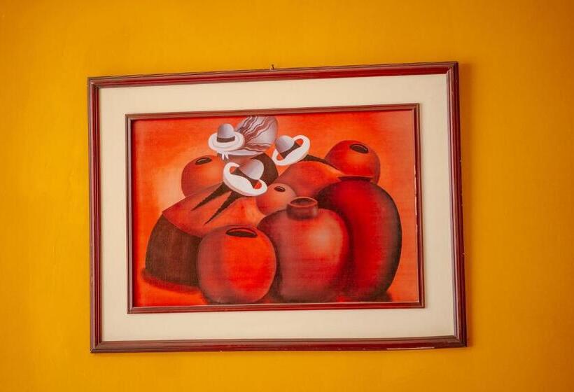 هتل Yacumama Santa Teresa