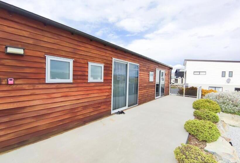 פנסיון Antair Lakeview Lodge