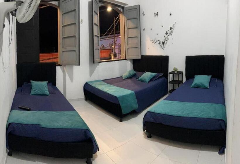 Пансион San Martin Plaza