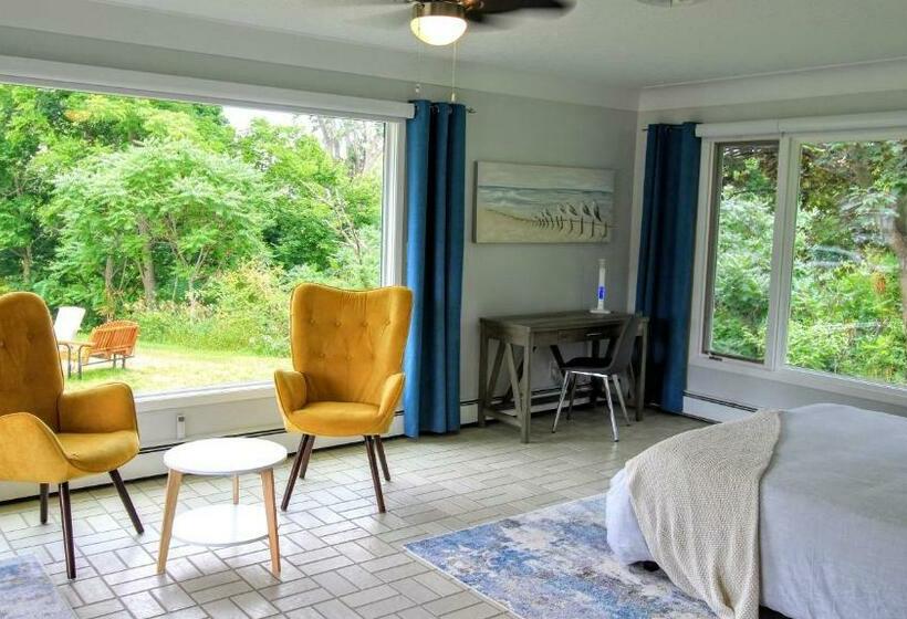 פנסיון Coastal Suite #1 Cozy Suite #2   Seacliff Beach Suites