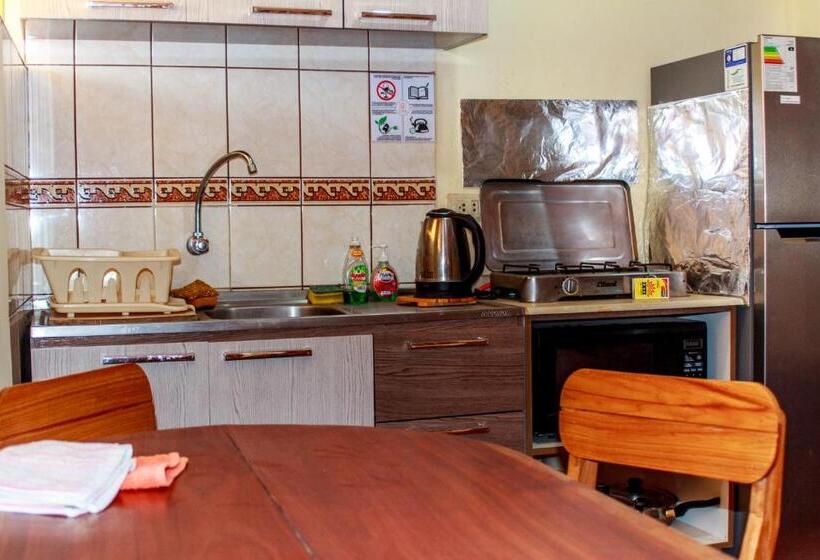 بنسيون T Ika Guest House