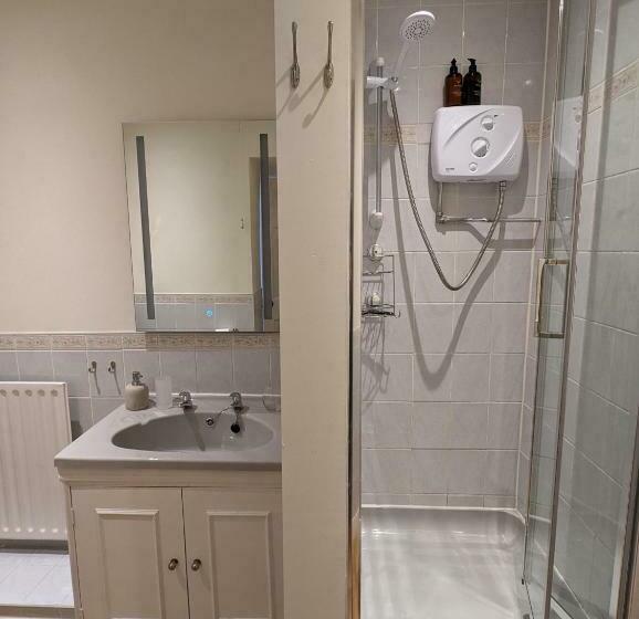 Whittakers Barn Farm Bed And Breakfast