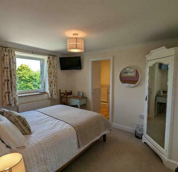 Whittakers Barn Farm Bed And Breakfast