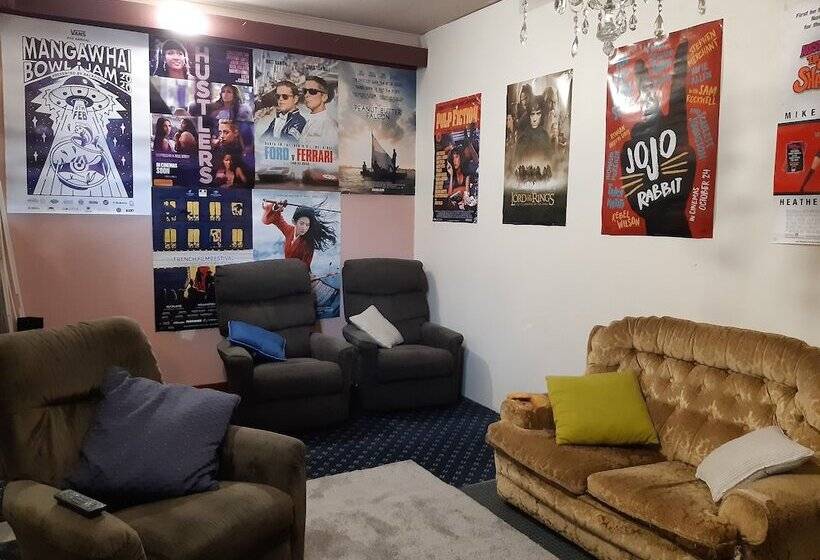 הוסטל Ariki Backpackers