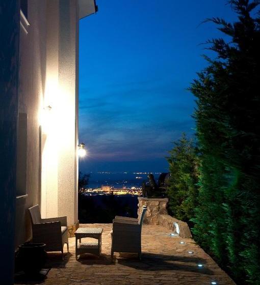 تختخواب و صبحانه Casa Oasa