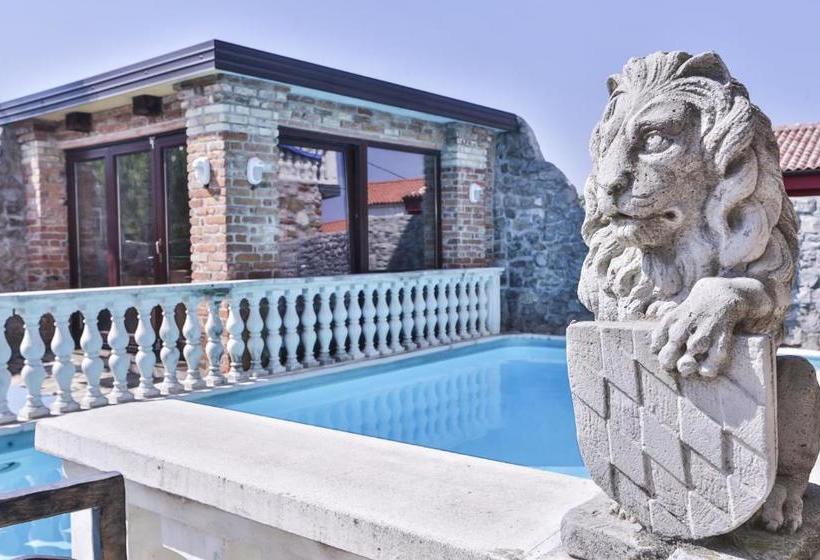 تختخواب و صبحانه Casa Oasa