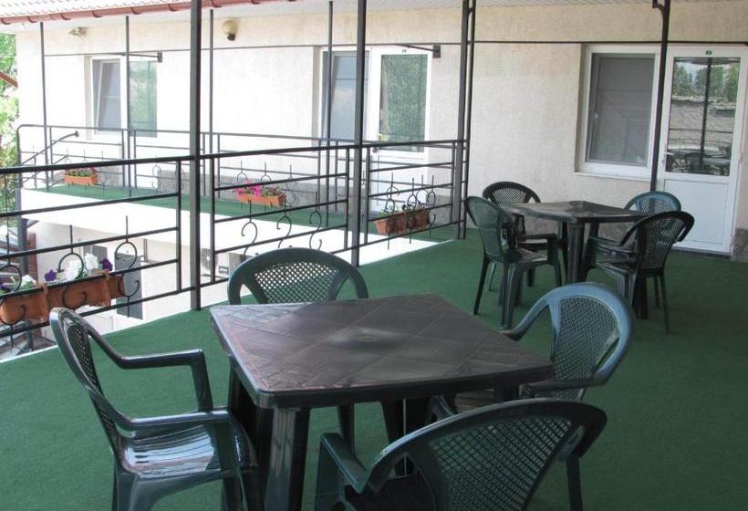 مبيت وإفطار Guest House Comfort