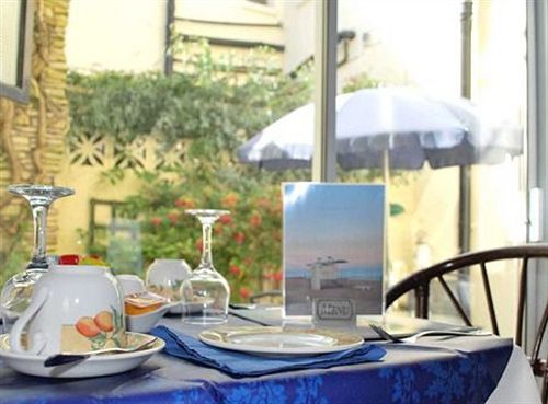 مبيت وإفطار Ocean Breeze Guest House