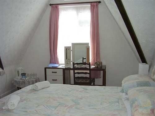 مبيت وإفطار Ocean Breeze Guest House