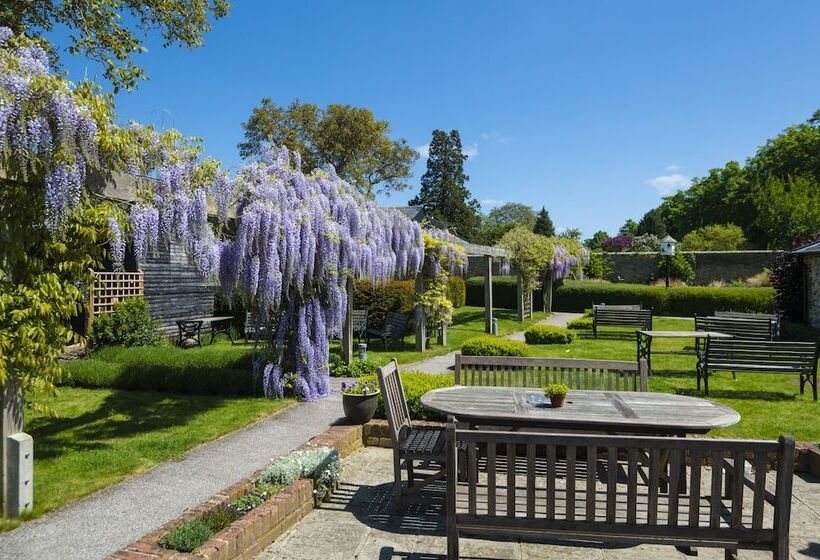 مبيت وإفطار The Red Lion Hinxton