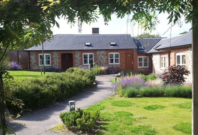 مبيت وإفطار The Red Lion Hinxton