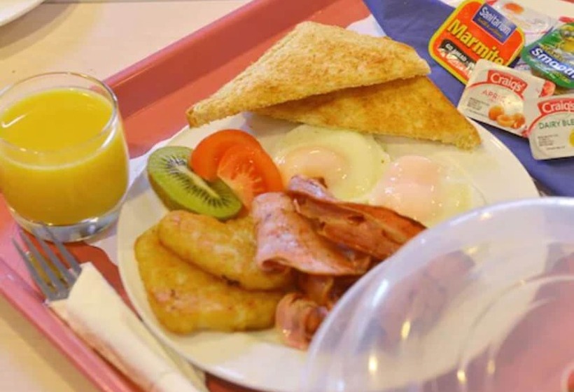 Brougham Heights Motel