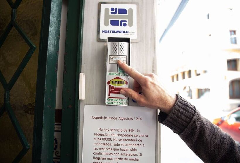 簡易ホテル Hospedaje Lisboa Algeciras