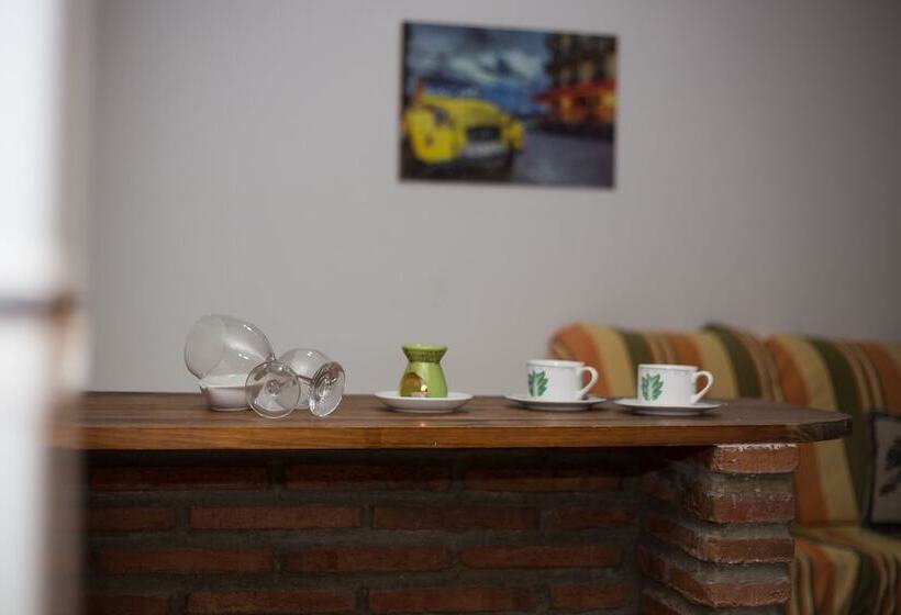 簡易ホテル Hospedaje Lisboa Algeciras