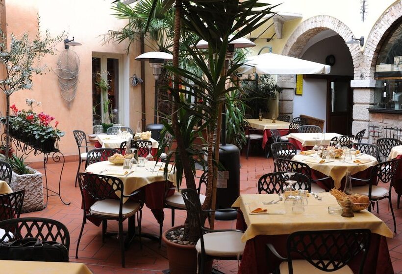 Alessi Hotel Trattoria