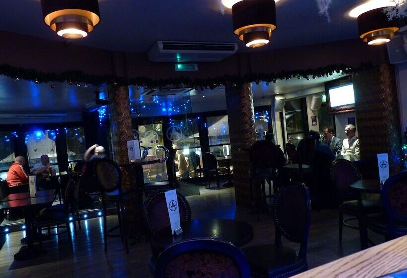 Amsterdam Hotel Brighton Seafront