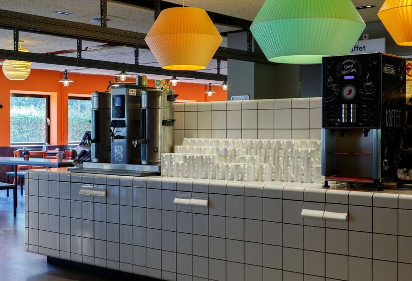 هتل a&o Amsterdam Zuidoost