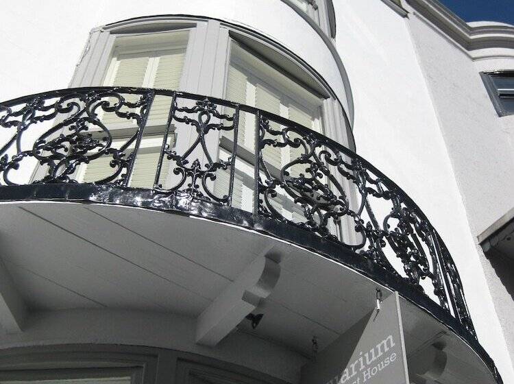 Отель Aquarium Guest House