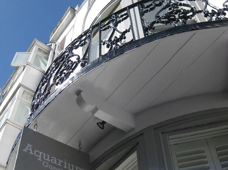 Отель Aquarium Guest House