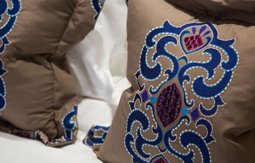 ホテル Arden House