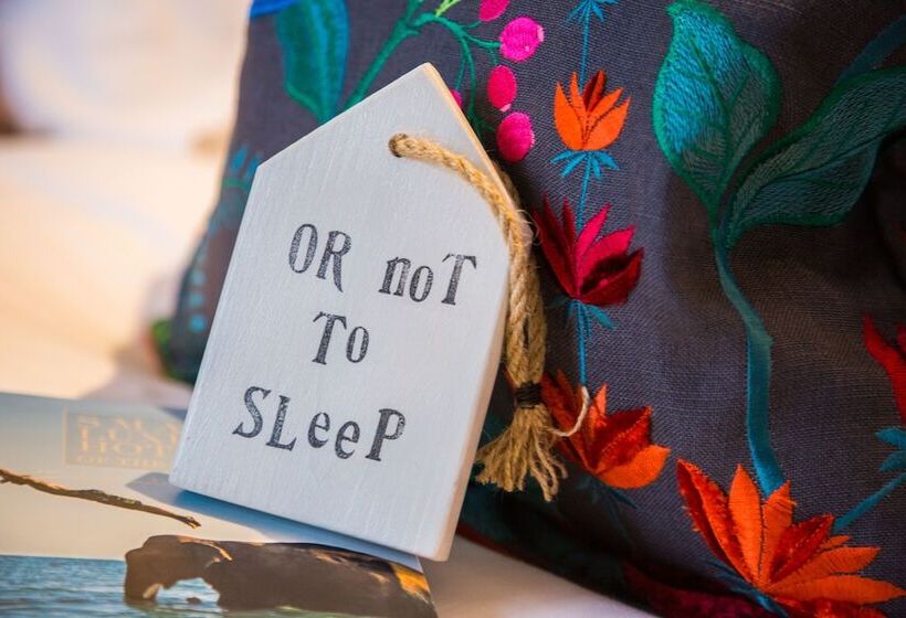 ホテル Arden House