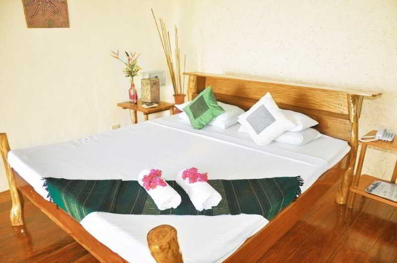 فندق Balinghai Beach Resort