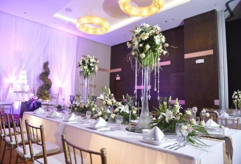 Bayfront Hotel Cebu North Reclamation