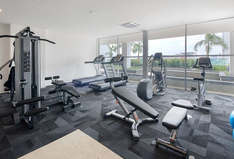 호텔 I City Trademark Collection By Wyndham