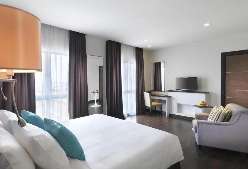 호텔 I City Trademark Collection By Wyndham