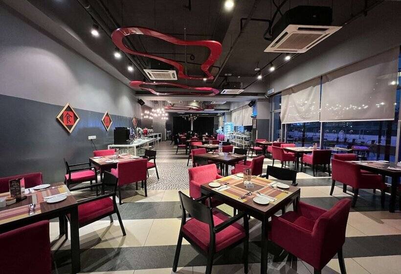 호텔 I City Trademark Collection By Wyndham