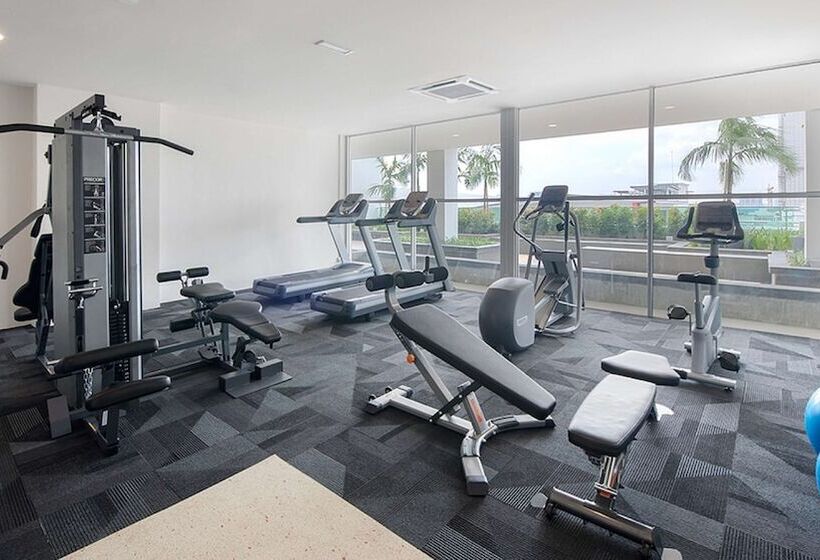 호텔 I City Trademark Collection By Wyndham