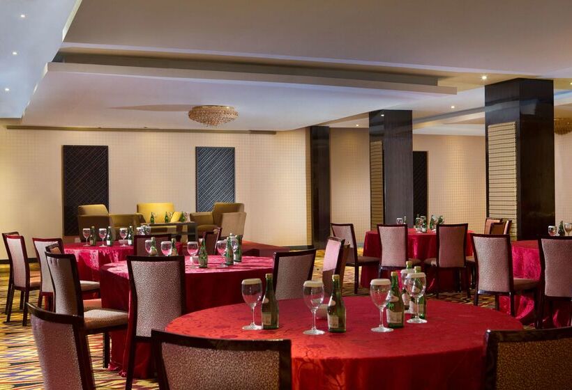 ホテル Best Western Plus Makassar Beach