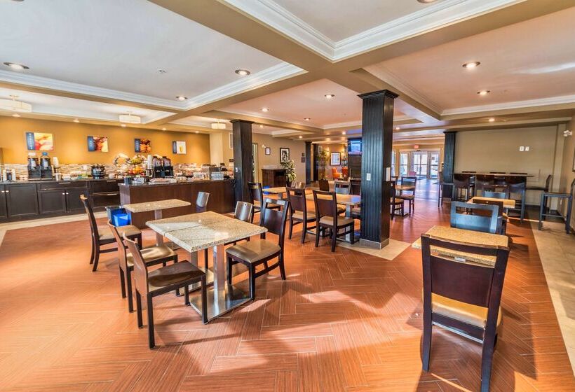 Best Western Plus Peace River Hotel & Suites