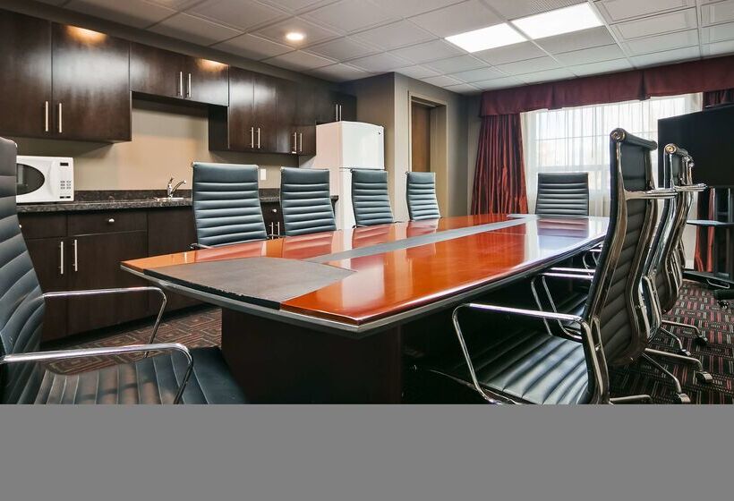 Best Western Plus Peace River Hotel & Suites