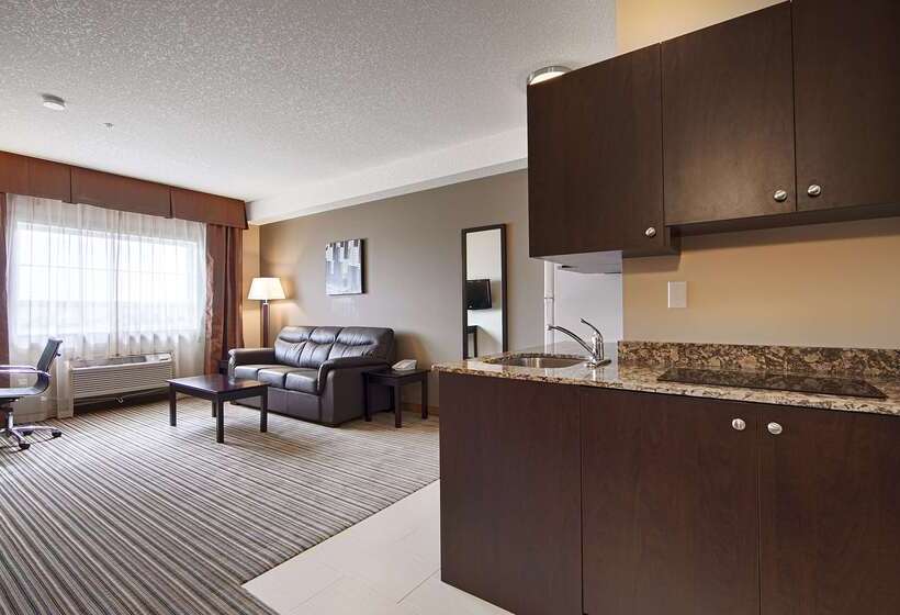 Best Western Plus Peace River Hotel & Suites
