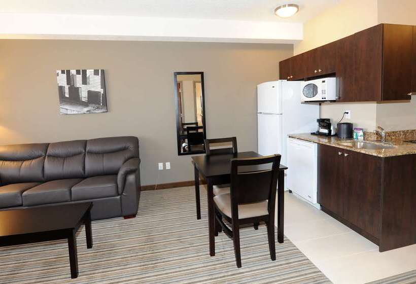 Best Western Plus Peace River Hotel & Suites