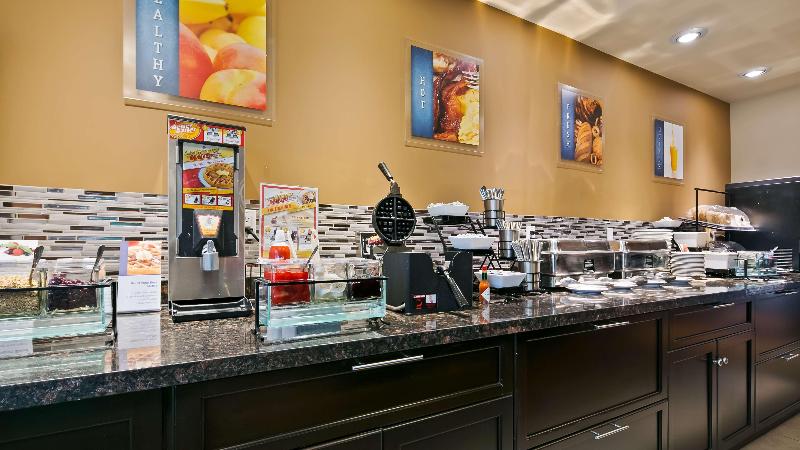 Best Western Plus Peace River Hotel & Suites