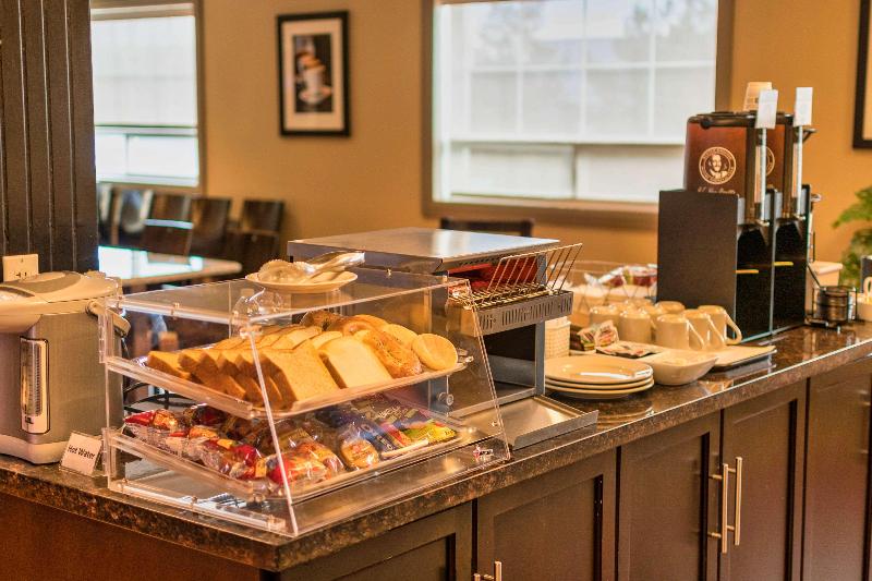 Best Western Plus Peace River Hotel & Suites