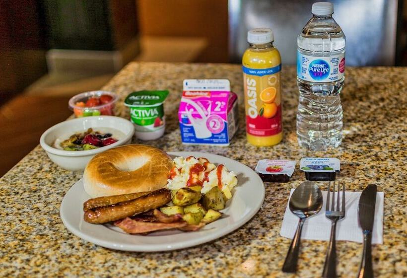 Best Western Plus Peace River Hotel & Suites