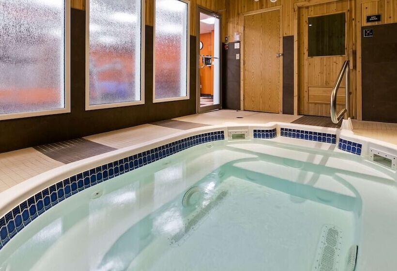 Best Western Plus Peace River Hotel & Suites