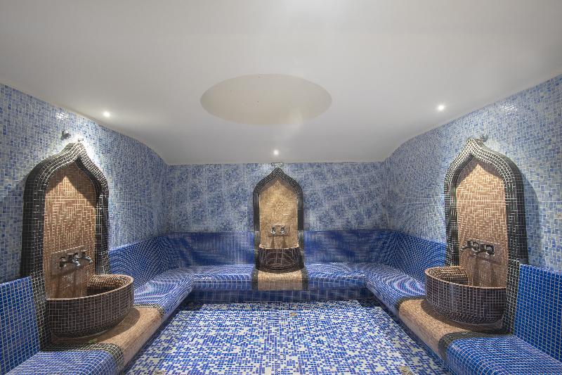 هتل Bushi Resort & Spa