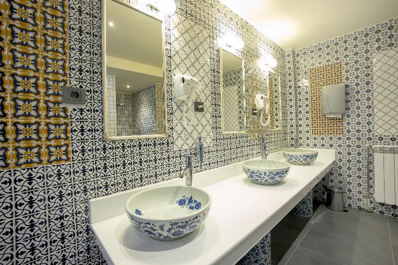 هتل Bushi Resort & Spa