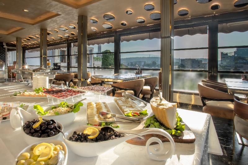 هتل Bushi Resort & Spa