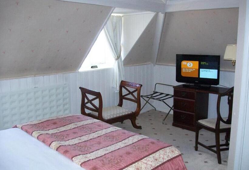 בית מלון כפרי Chapel House