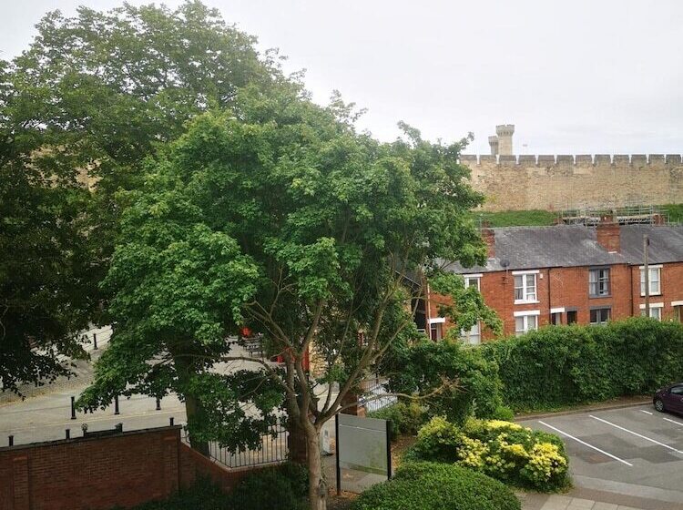 فندق Charlotte House