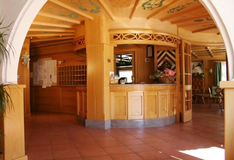 ホテル Cima Dodici