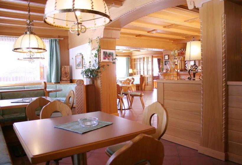 ホテル Cima Dodici