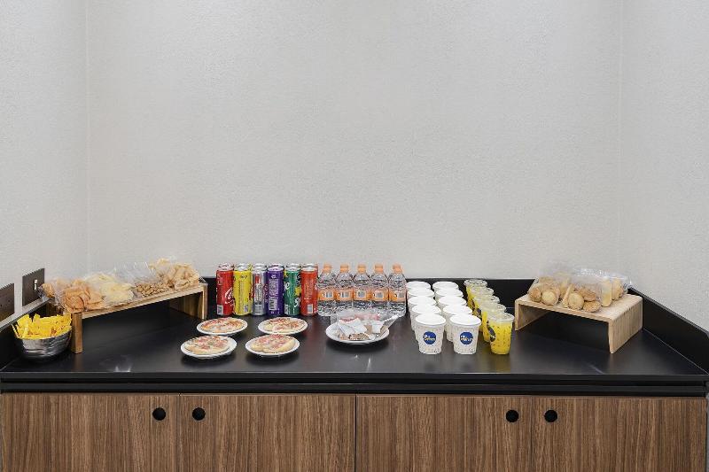 فندق City Express Junior By Marriott Puebla Finsa